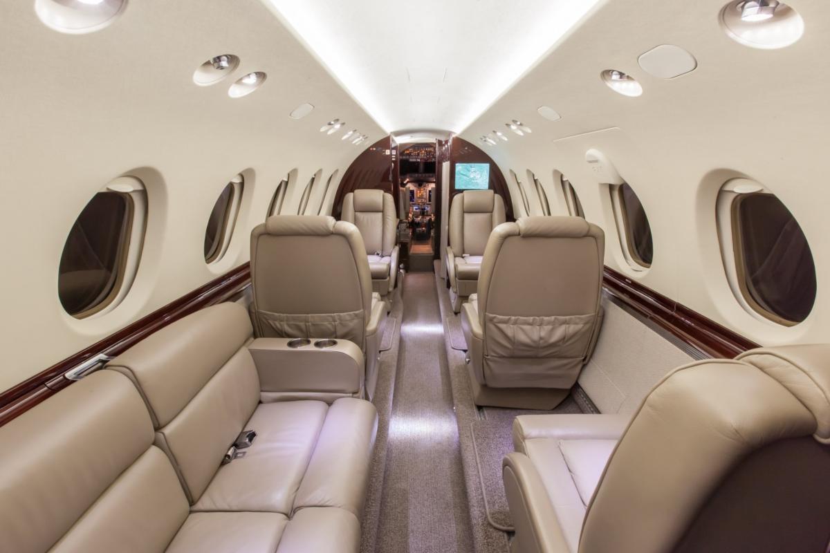 Hawker 700 cabin for Las Vegas charter