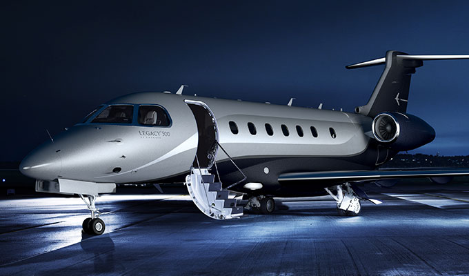 Embraer Legacy 500 cabin for Las Vegas charter